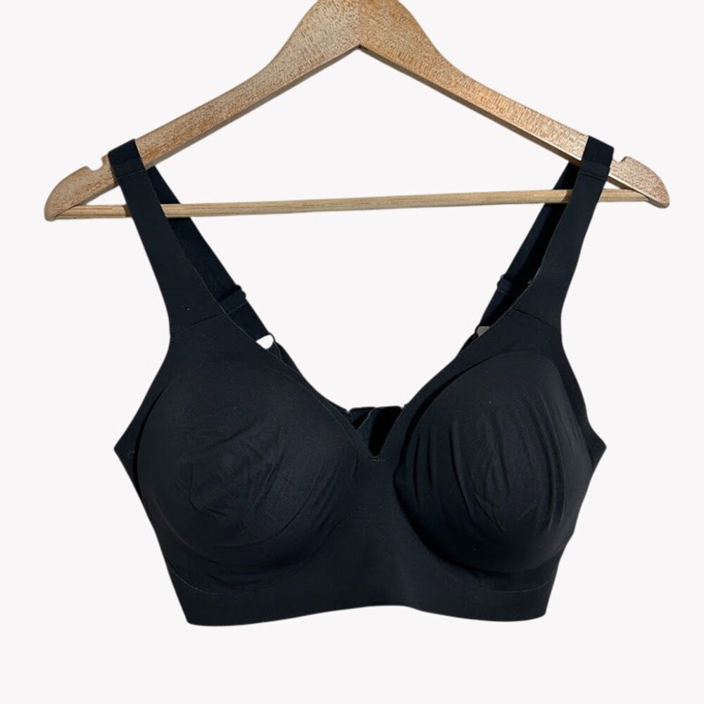 Evelyn Bobbie The Starlette Plunge Bra M Black Wireless Comfort